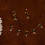 Noor Dainty Necklace Set